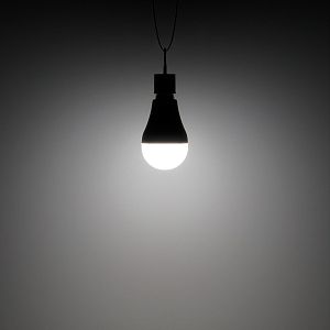 Лампа Gauss A60 8W 490lm 4100K E27 с Li-Ion аккумулятором LED 1/25